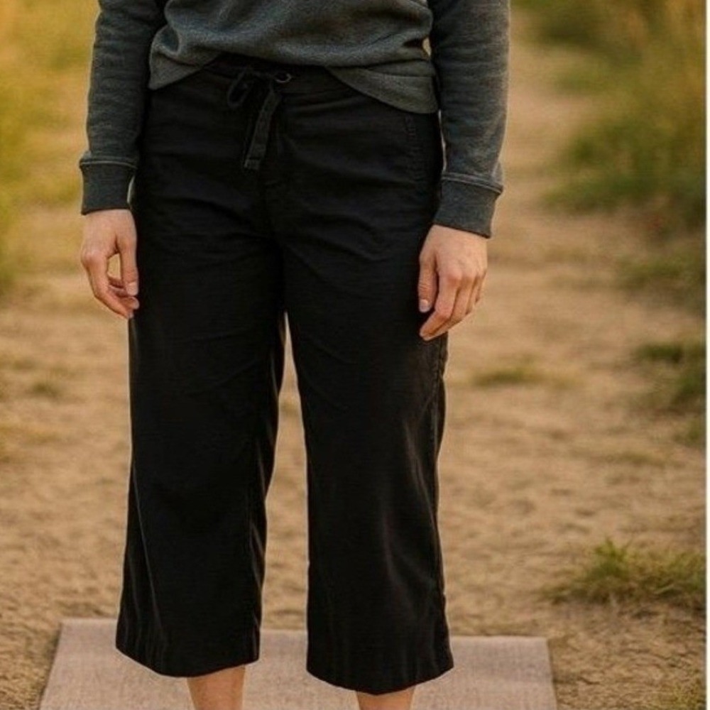 Lucy Capri Pants Womens Large Short Black Drawstring Waist Cargo Yoga Active
